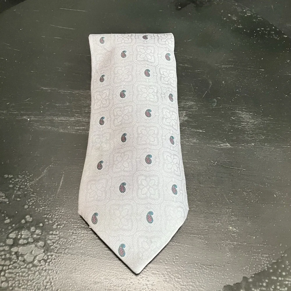 Givenchy Monsieur Silk Necktie Gray Paisley Medallion Geometric Luxury Vintage